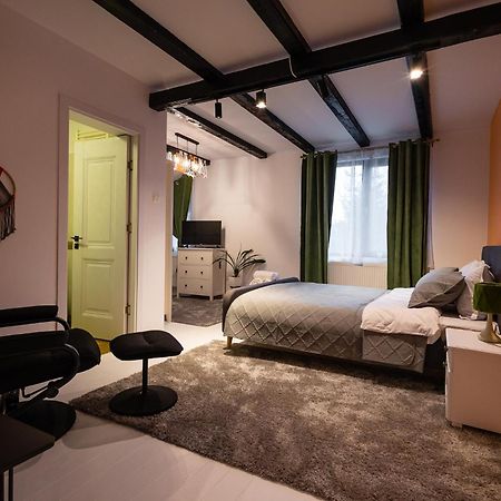 Bed and Breakfast In Longfield Town Kimpulung Mołdawski Zewnętrze zdjęcie