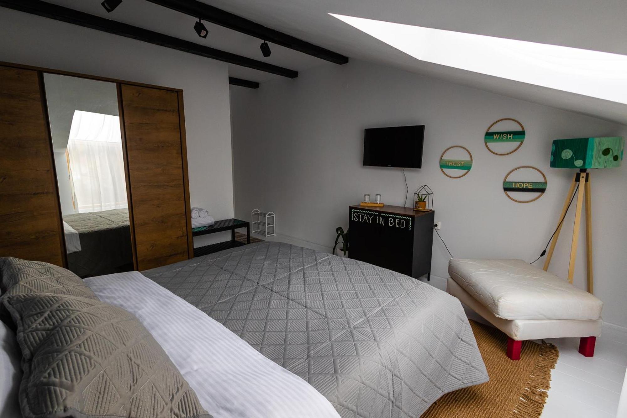 Bed and Breakfast In Longfield Town Kimpulung Mołdawski Zewnętrze zdjęcie